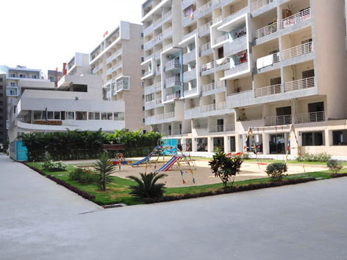 Western Plaza