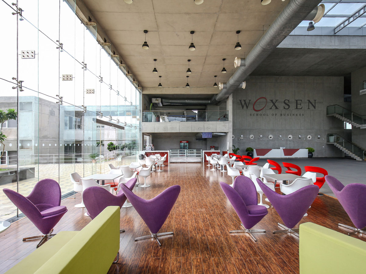 Woxen School of Business